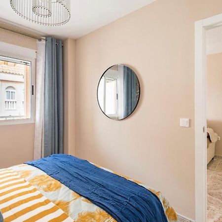 Апартаменты В 4 Мин От Пляжа Torrevieja Esterno foto